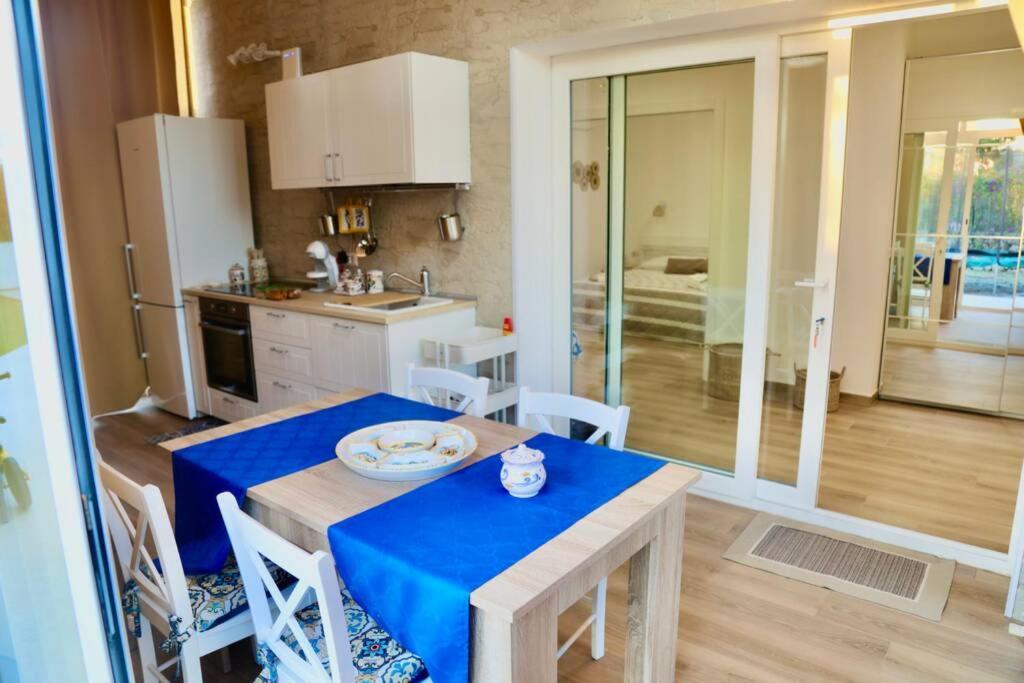 Villa Mare Blue Sr Nuovissima Villa 150M Dal Mare Adatta A Bambini Terrauzza Exterior photo